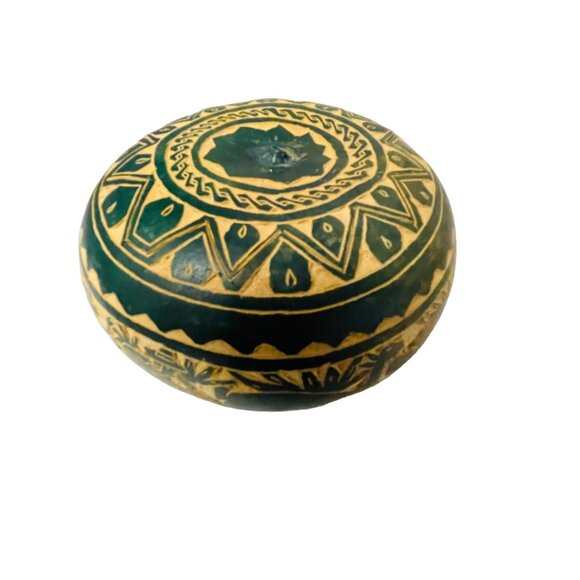 Handcrafted Decorative Gourd Bowl With Intricate Patterns 4 1/3"‎ Green Beige - Picture 6 of 7